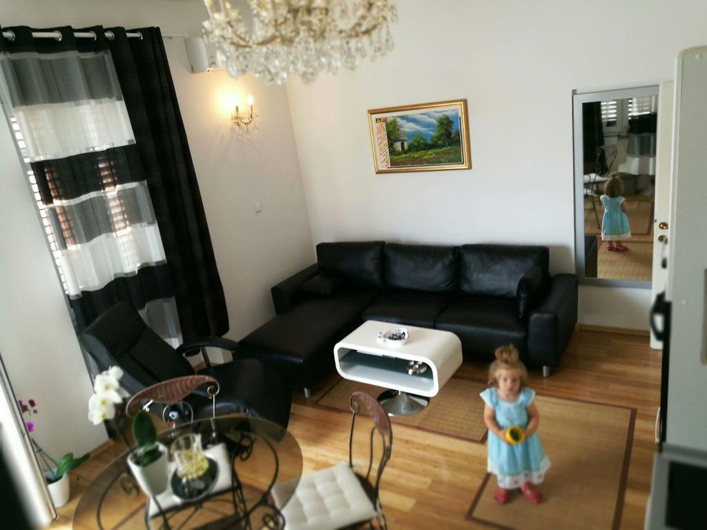 Ana Apartment Пула Екстер'єр фото